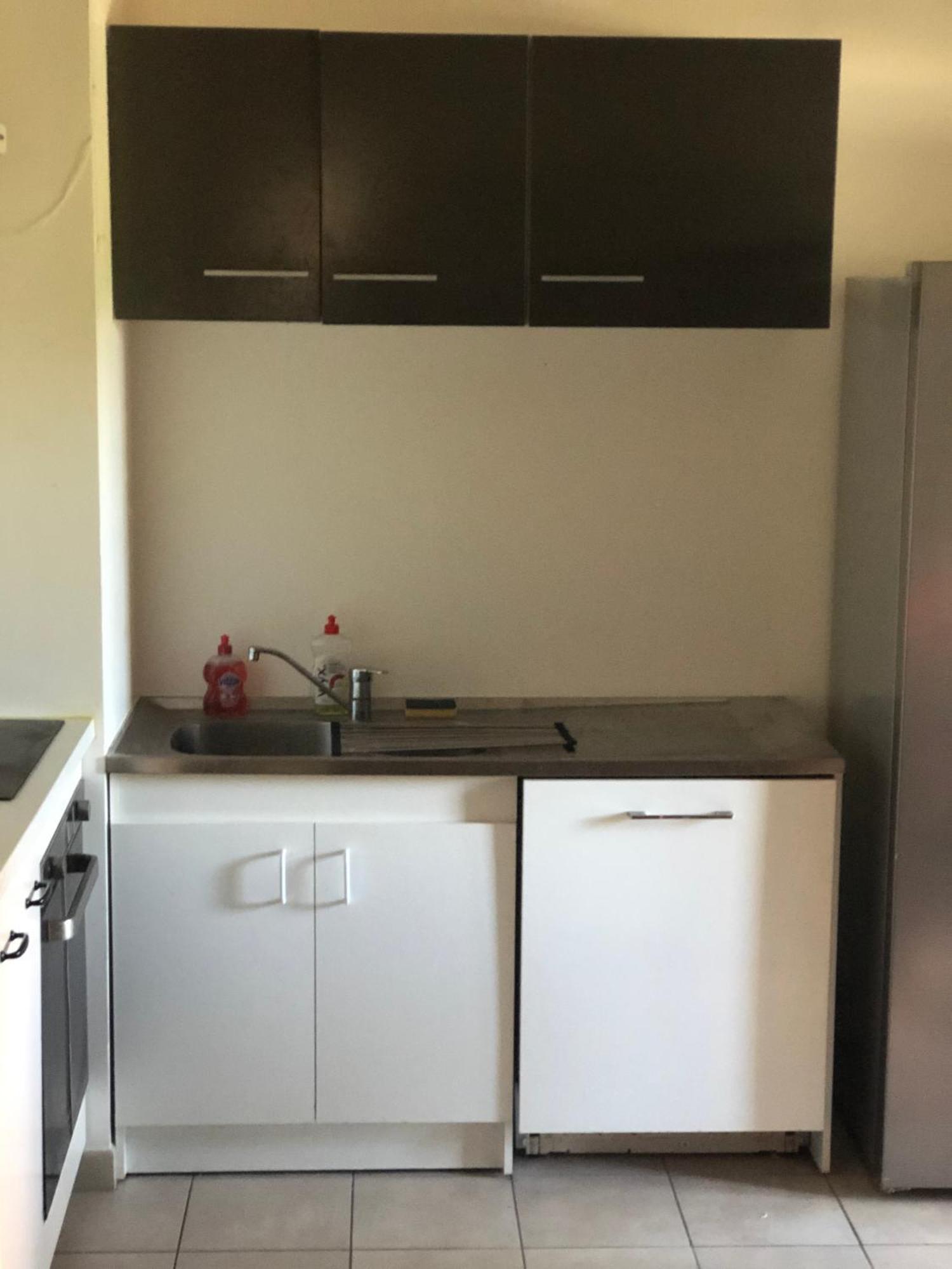 Grande Chambre 14 M2 Avec Salle De Bain Privative A Nanterre Prefecture Proche La Defense Arena Campus Sncf Et Paris Exterior foto
